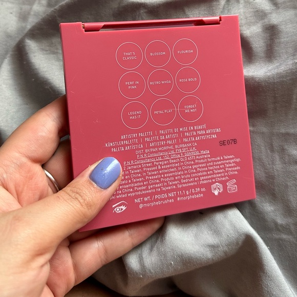 Morphe - 9V Vintage Rose Eyeshadow Pallete - Picture 3 of 6